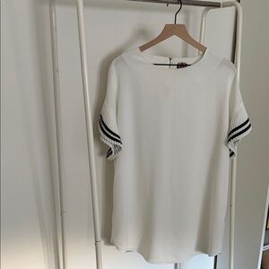 Elegant White Dress with Pleated Striped Sleeves